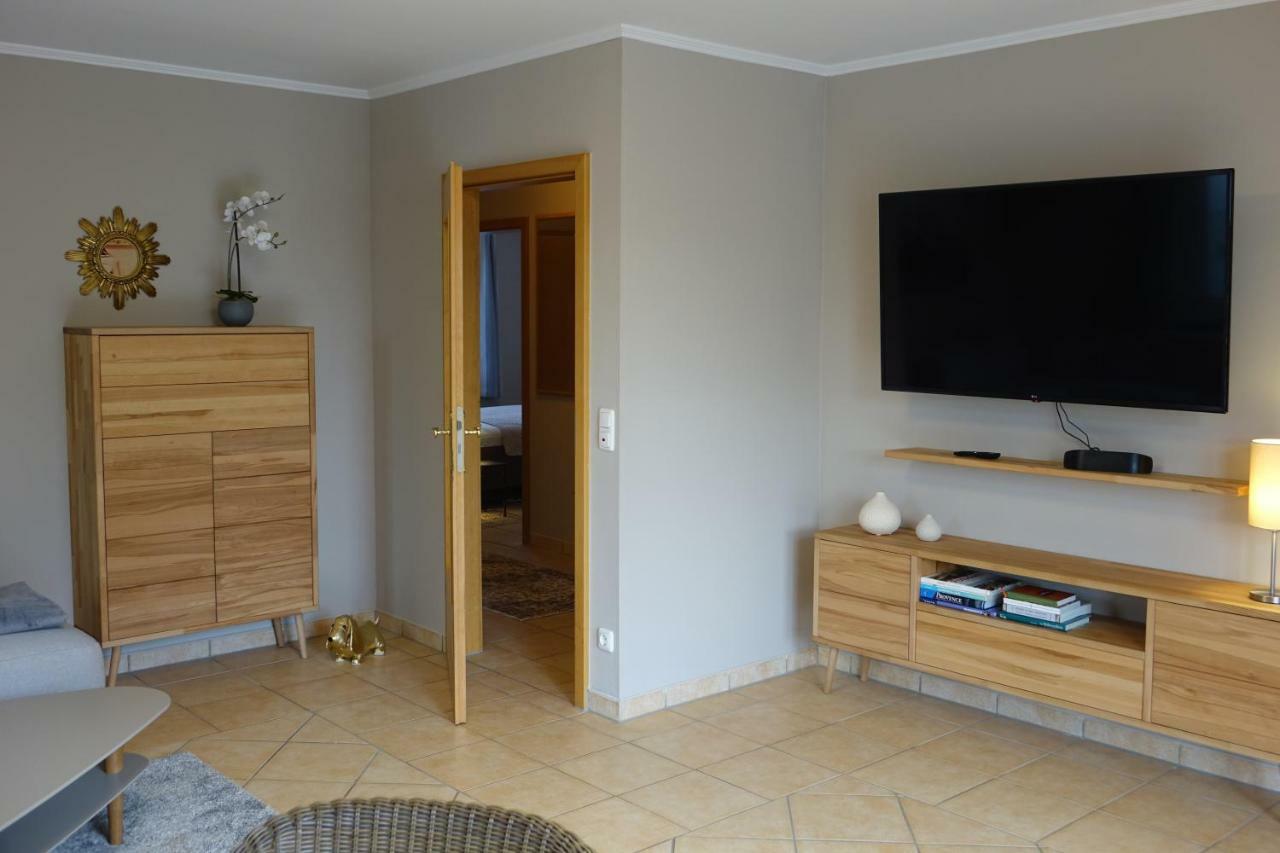 Moderne Ferienwohnung In Potsdam, Sehr Komfortabel, Ruhige Lage Esterno foto